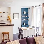 Newly Remodeled 2bed With Elevator - Mobility Lease For Students And Work Only- Minimum 30 Night דירה