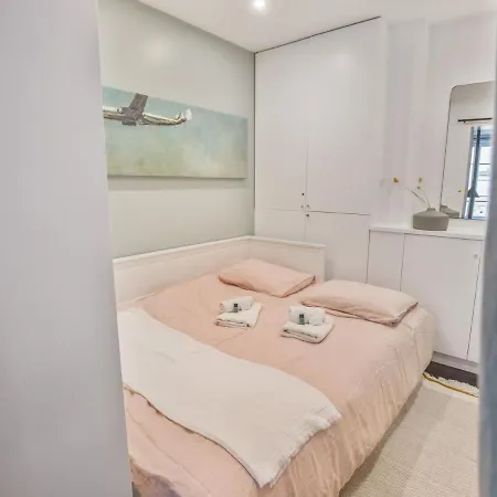 Newly Remodeled 2bed With Elevator - Mobility Lease For Students And Work Only- Minimum 30 Night Paris