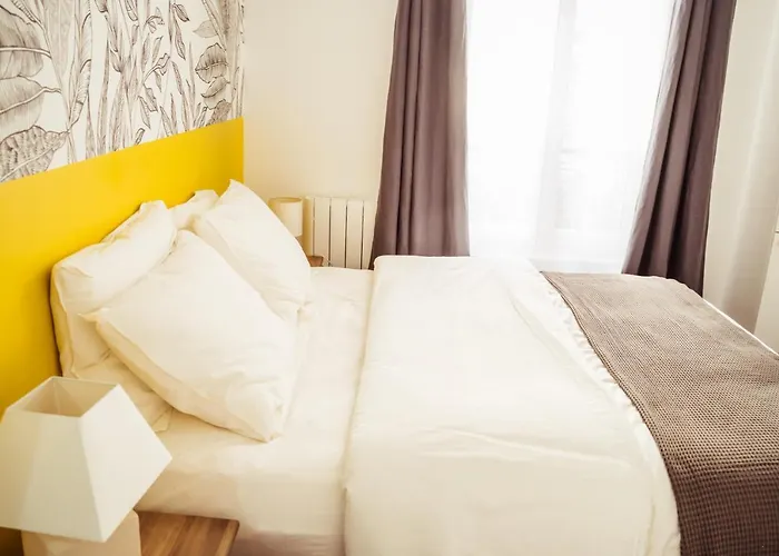 Apartman Newly Remodeled 2bed With Elevator - Mobility Lease For Students And Work Only- Minimum 30 Night